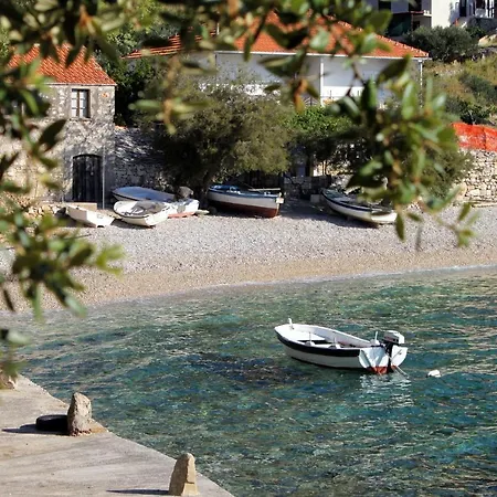Seaside Secluded Cove Torac, Hvar - 4044 Gdinj