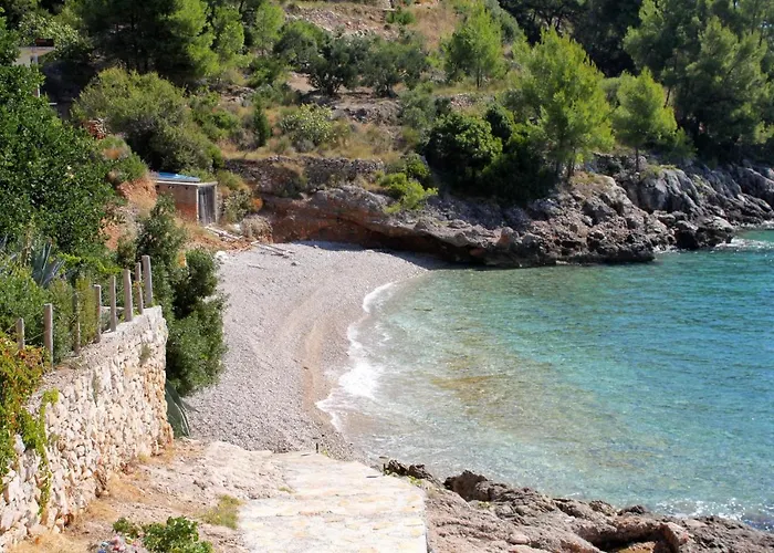 Seaside Secluded Cove Torac, Hvar - 4044 아파트